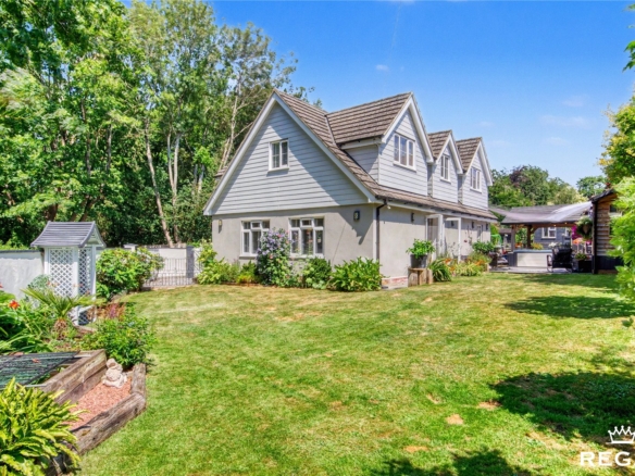 Cutbush Lane, Southampton, SO18 2GF