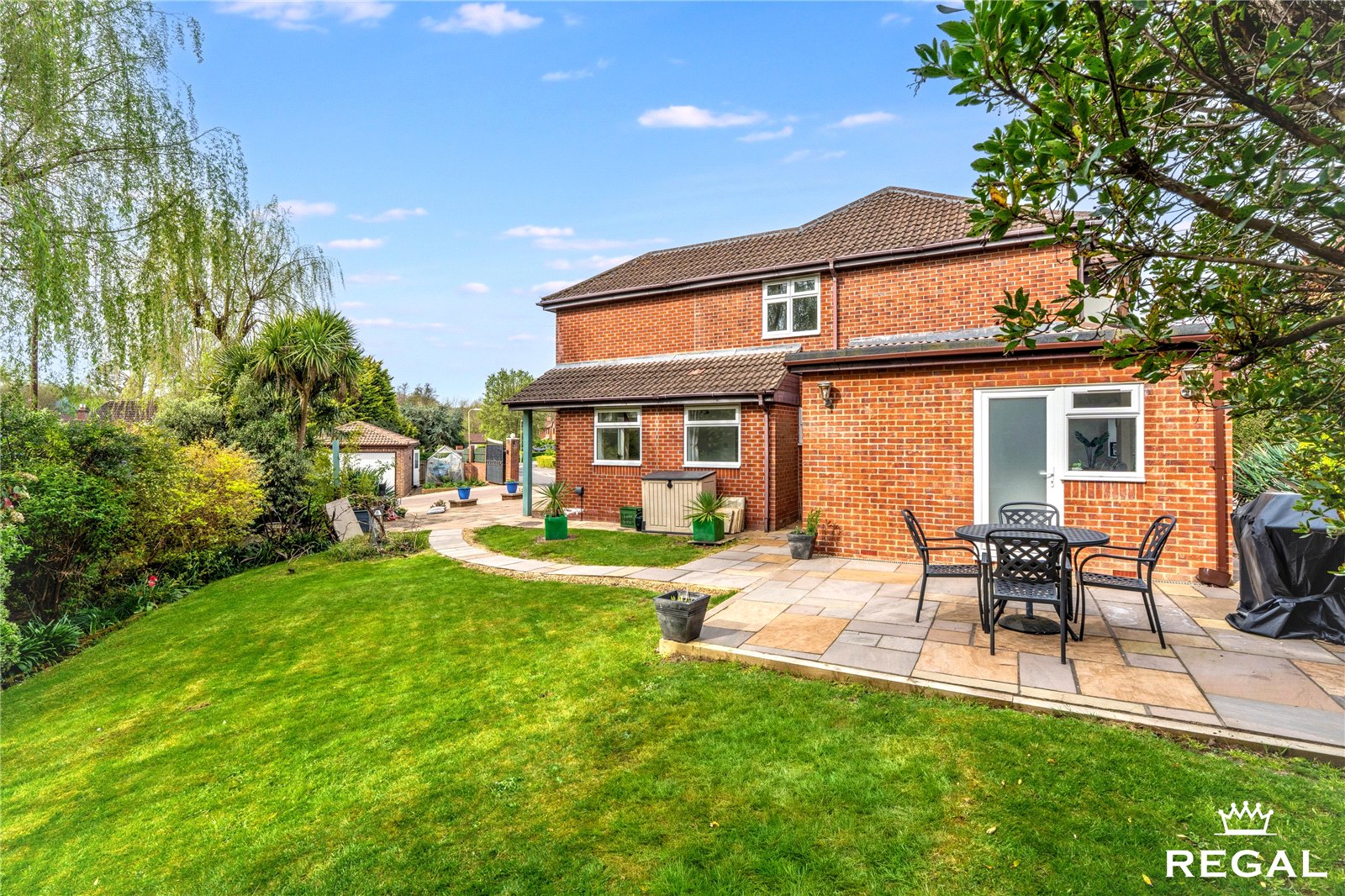 RLE260061_10.jpg Victoria Close, Locks Heath, Southampton, SO31 9NT