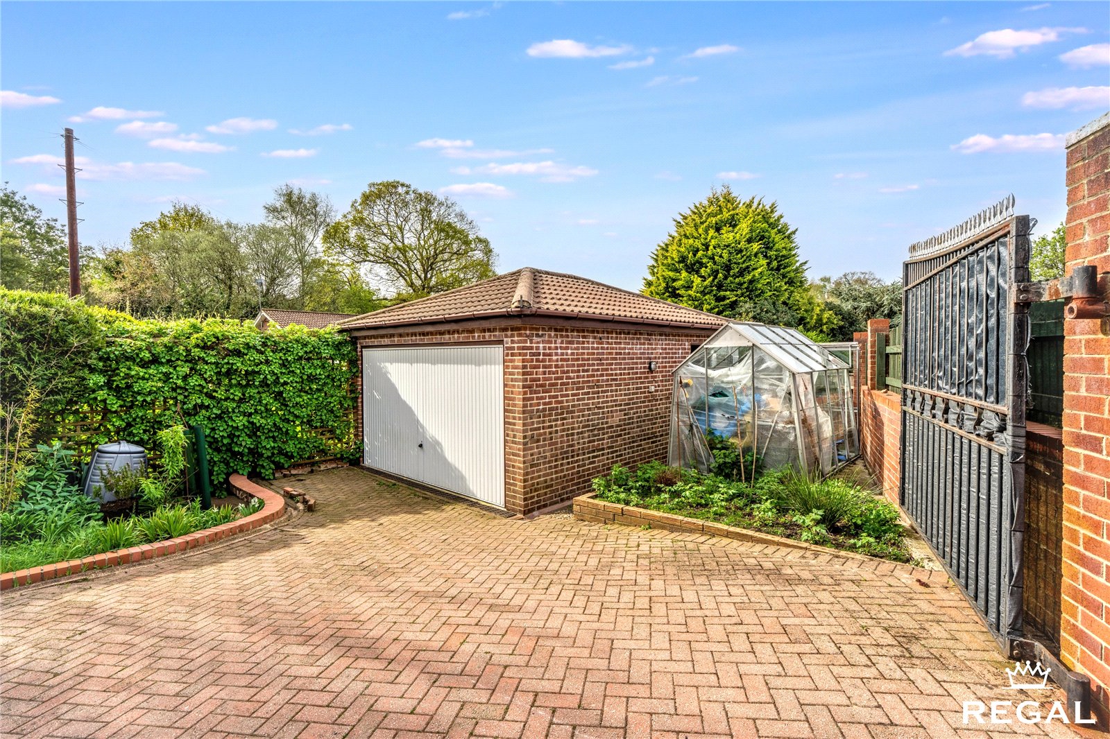 RLE260061_92.jpg Victoria Close, Locks Heath, Southampton, SO31 9NT