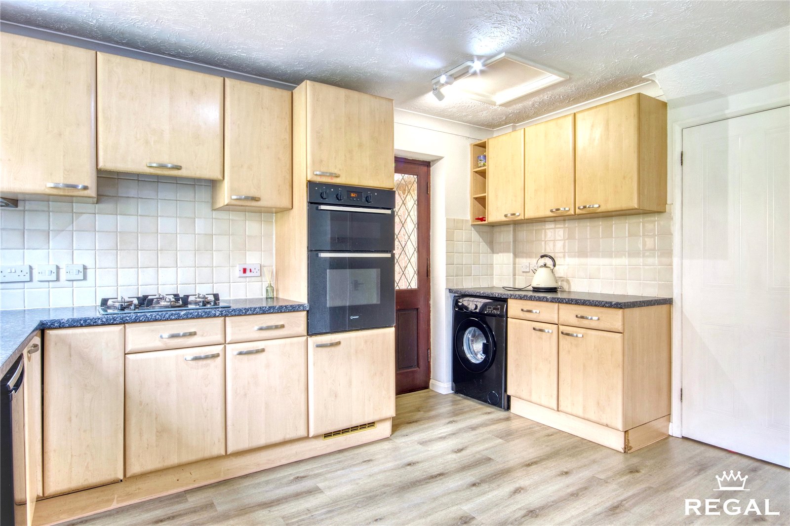 Picture No. 20 Charlotte Close, Poole, BH12 5HR