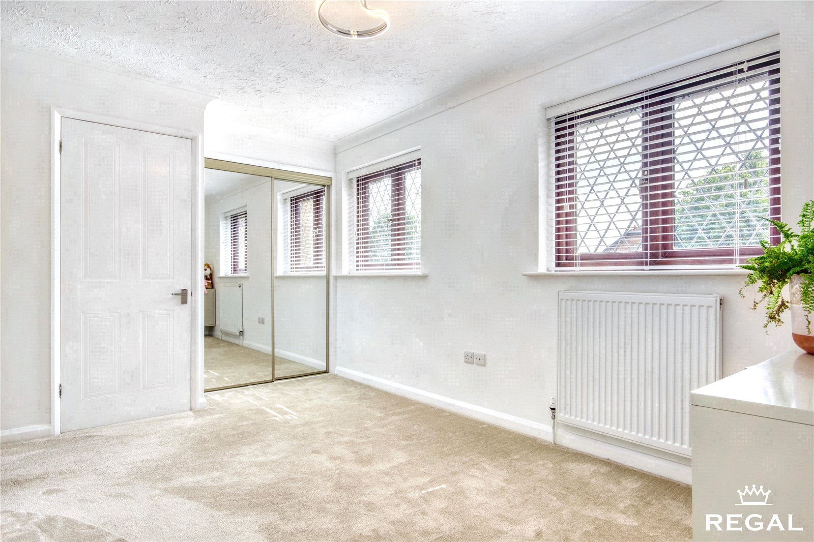 Picture No. 27 Charlotte Close, Poole, BH12 5HR