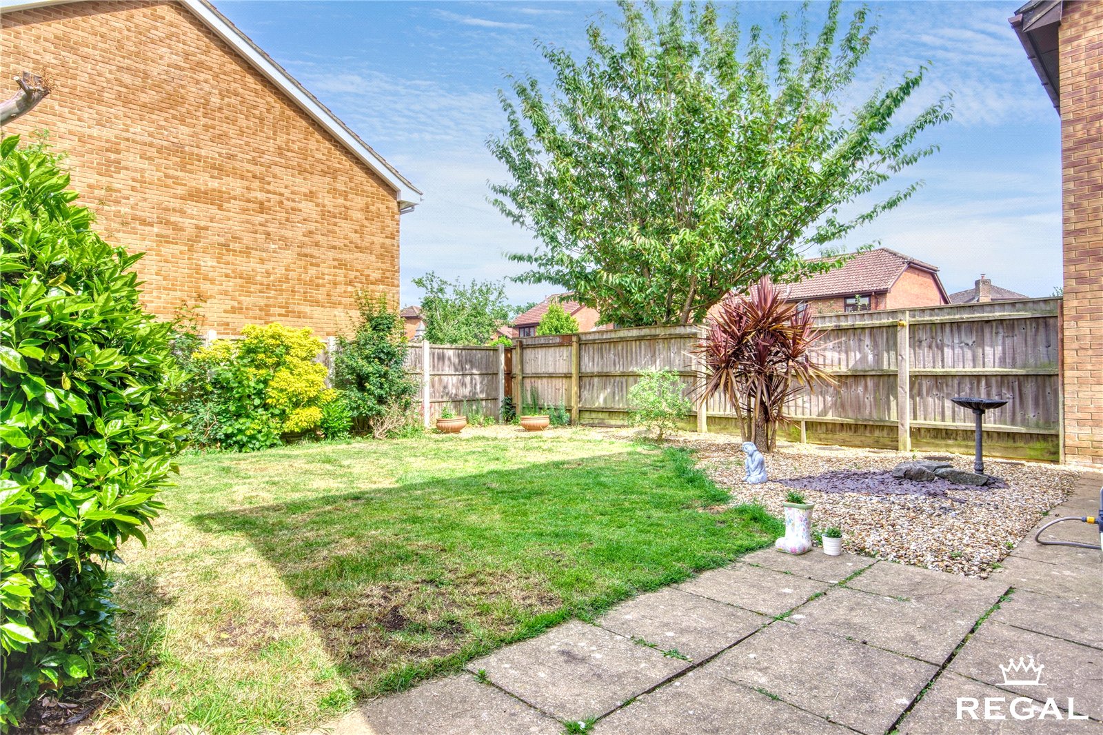 Picture No. 40 Charlotte Close, Poole, BH12 5HR