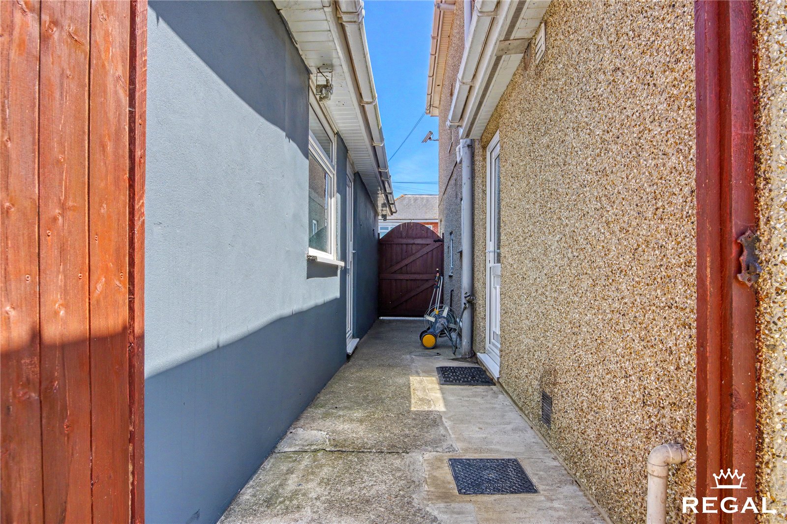 Picture No. 04 Horsham Avenue, Bournemouth, BH10 7JB