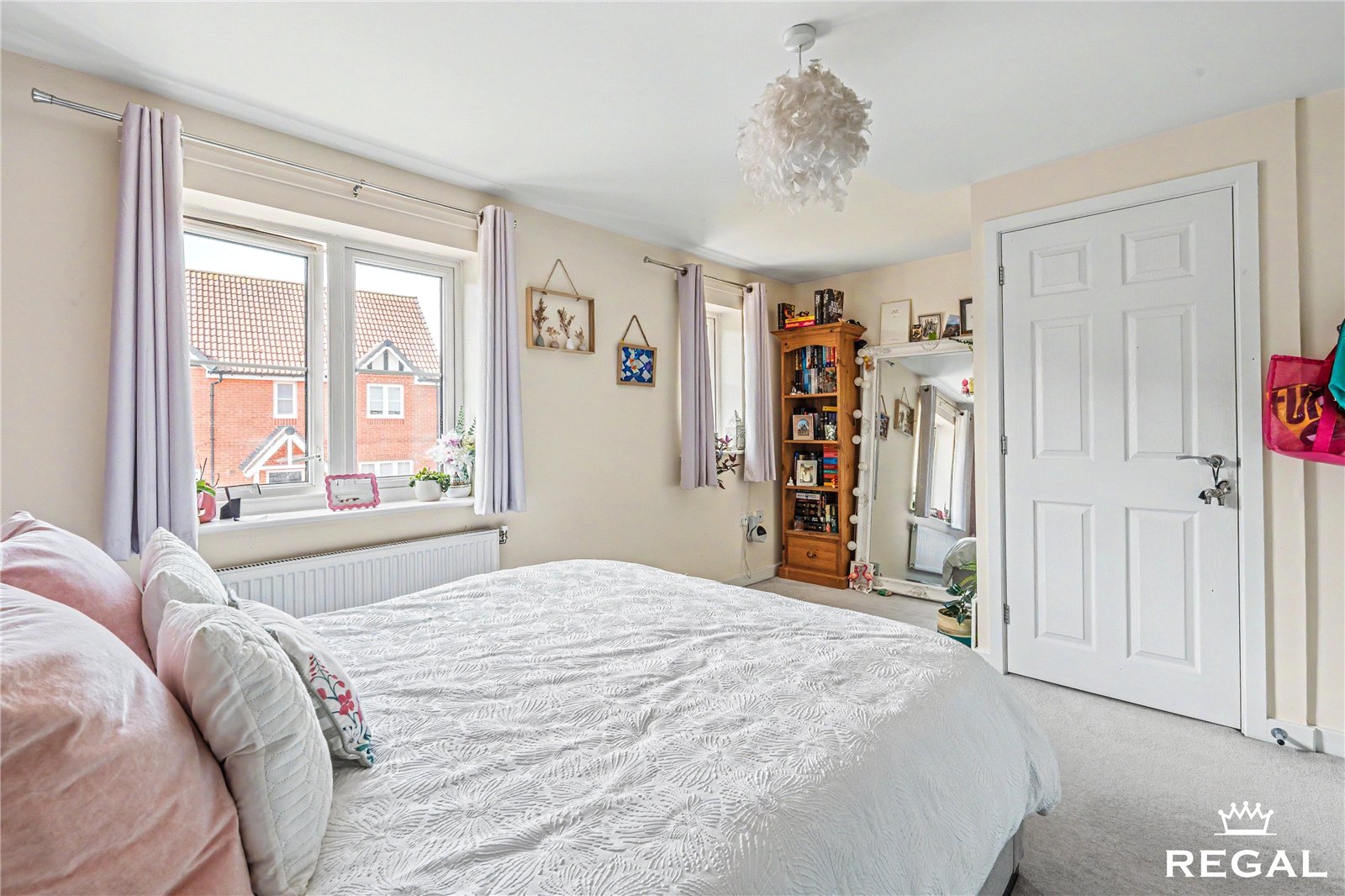 Picture No. 04 Chiltern Crescent, Fair Oak, SO50 7GJ