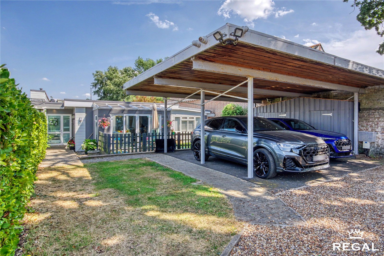 RLE260161_03.jpg Paddocks, Ringwood Road, Ferndown, BH22 9AB