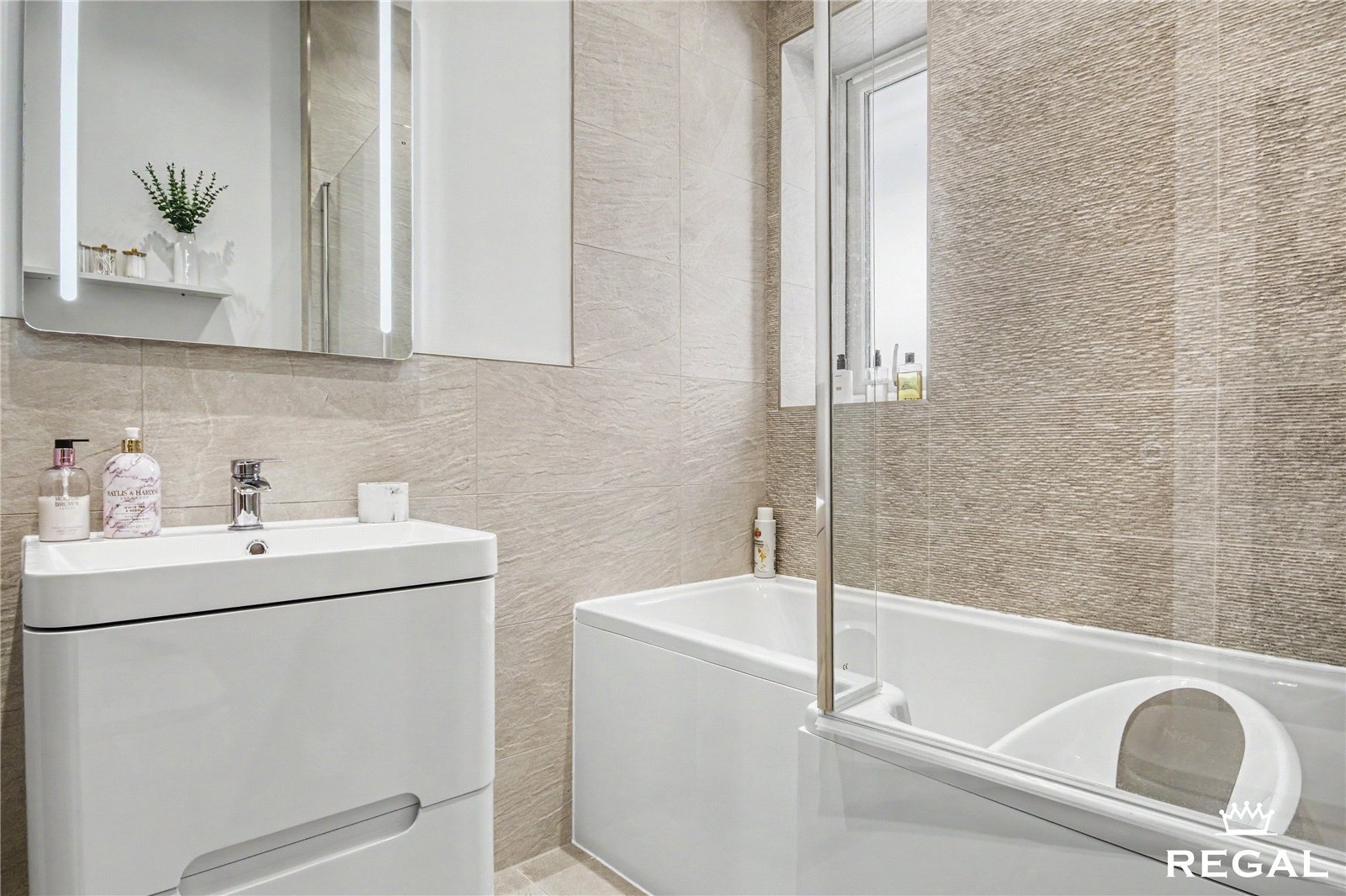 Fair Oak Road, Eastleigh, SO50 8AA