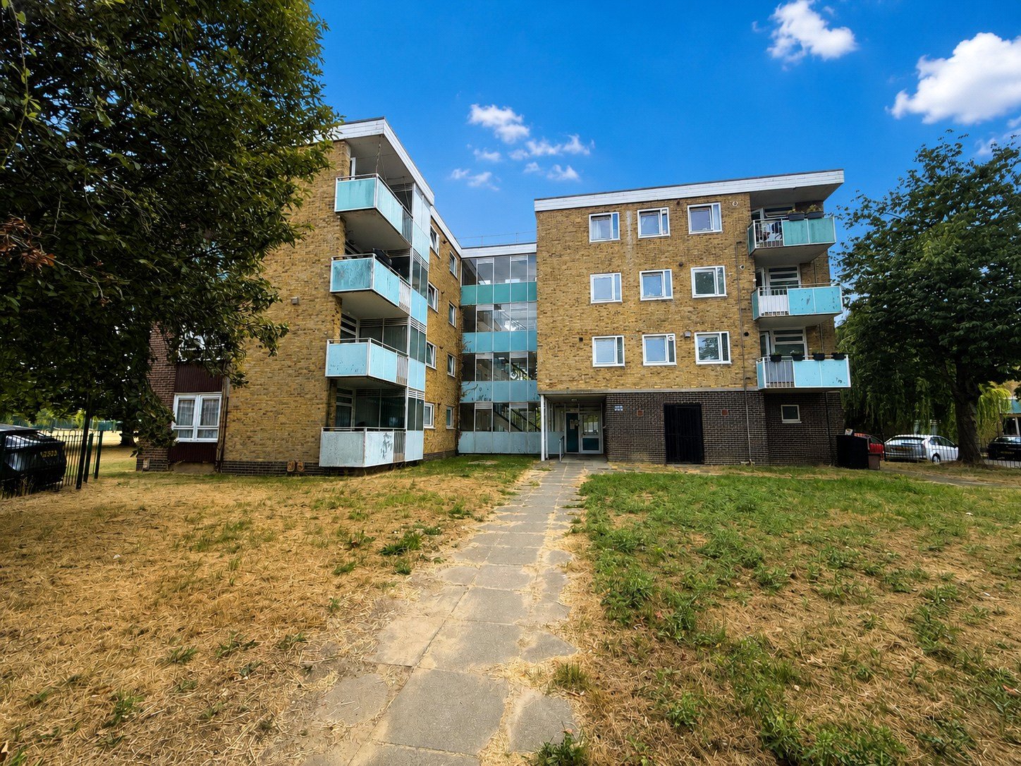 Kendal Avenue, Millbrook, Southampton, SO16 9LT