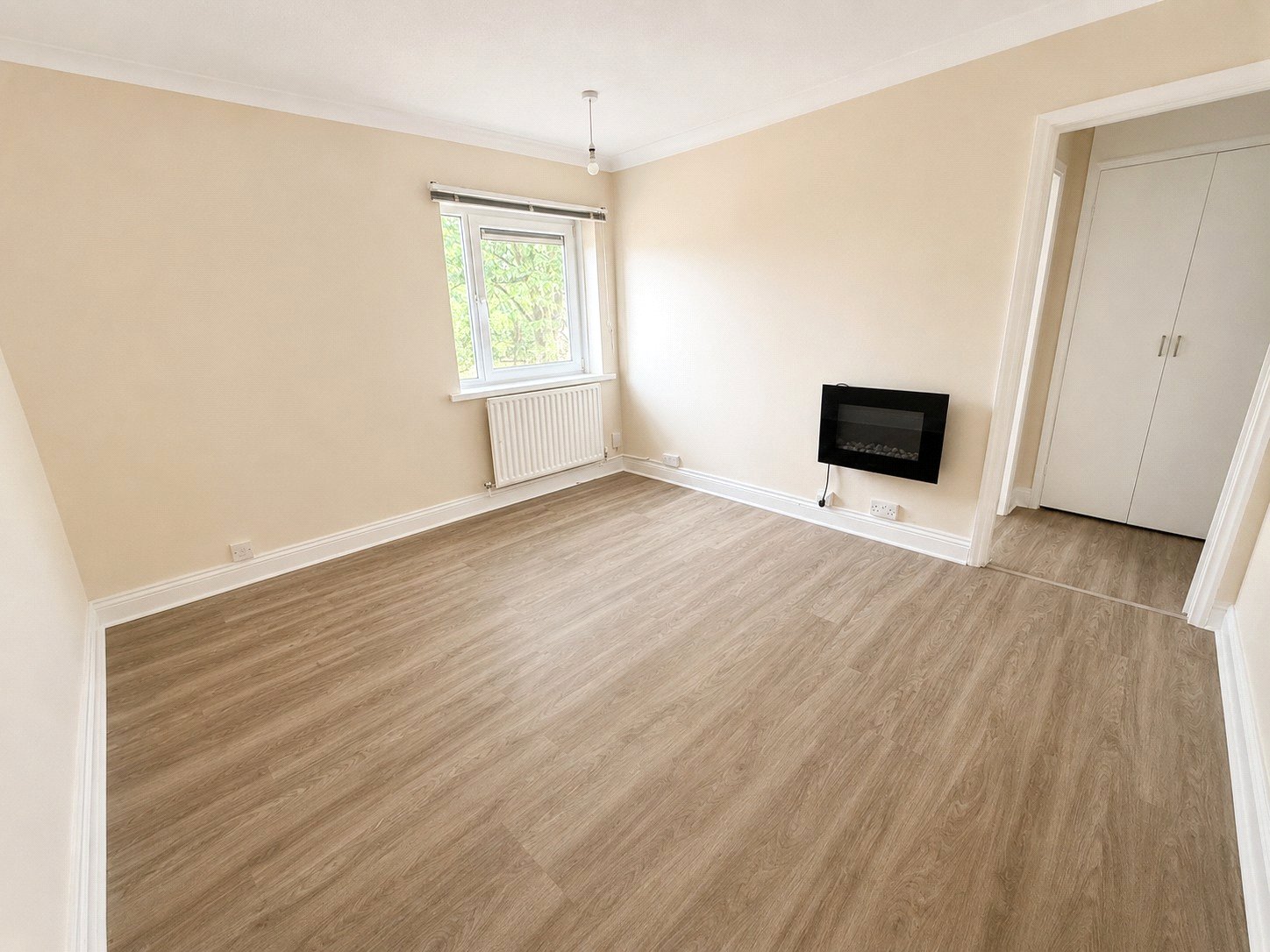 Kendal Avenue, Millbrook, Southampton, SO16 9LT