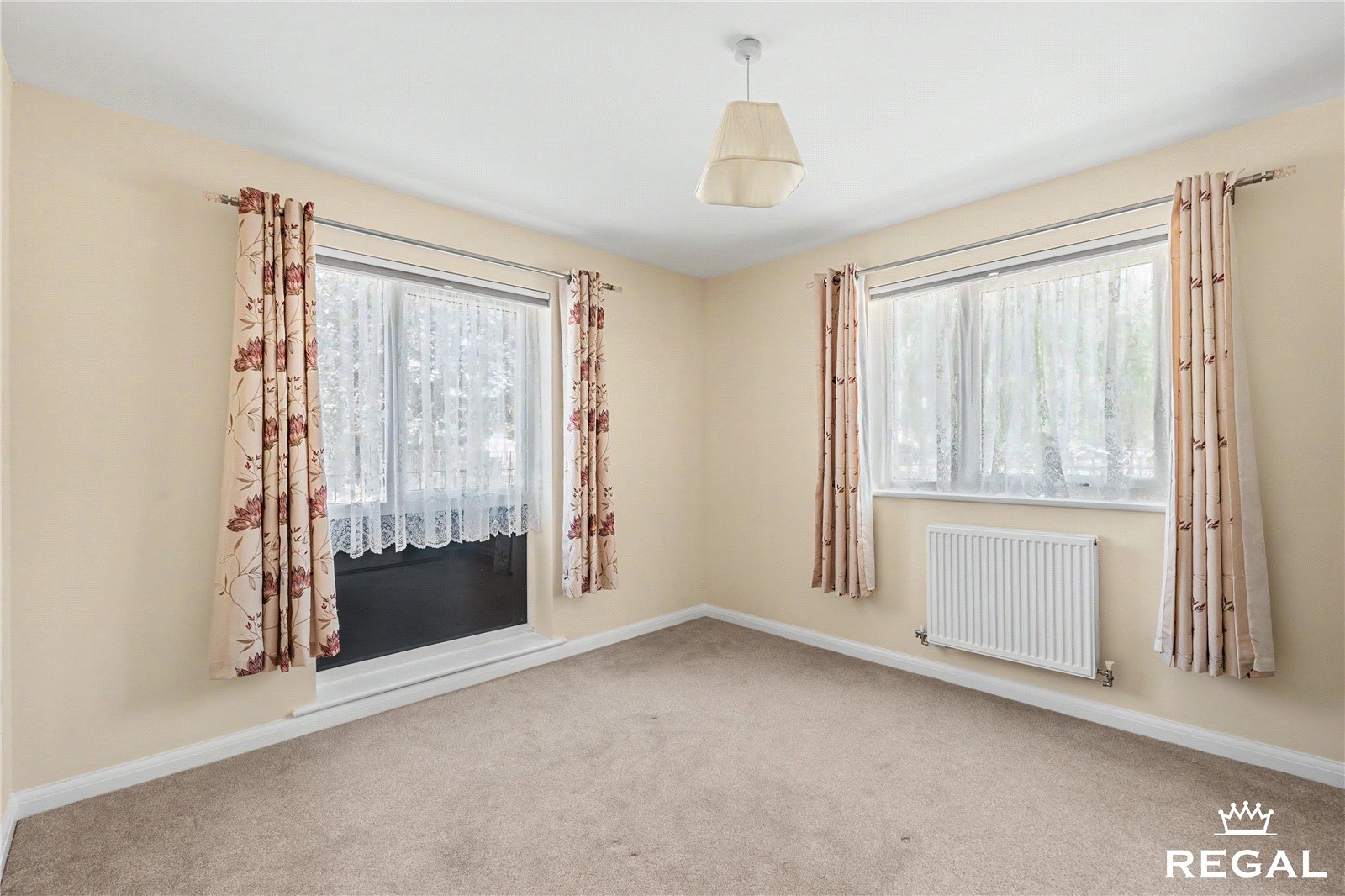 Picture No. 10 Ovington Gardens, Eastleigh, SO50 5FZ