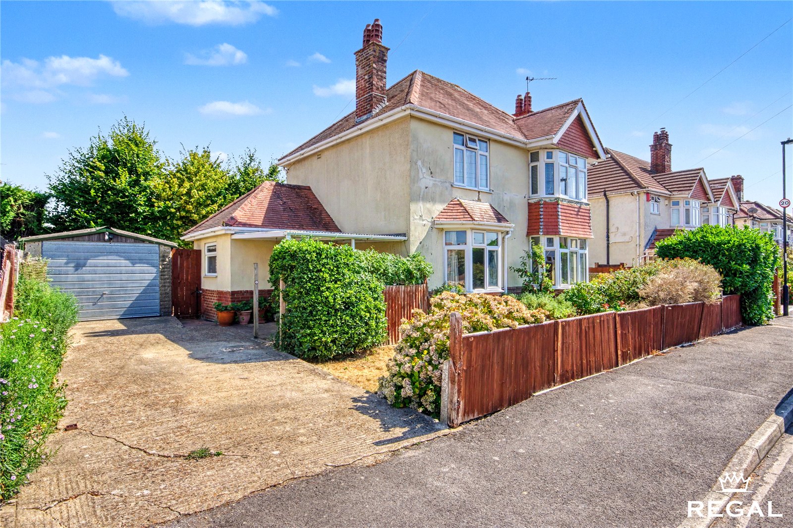 Picture No. 92 Eastbourne Avenue, Southampton, SO15 5HU