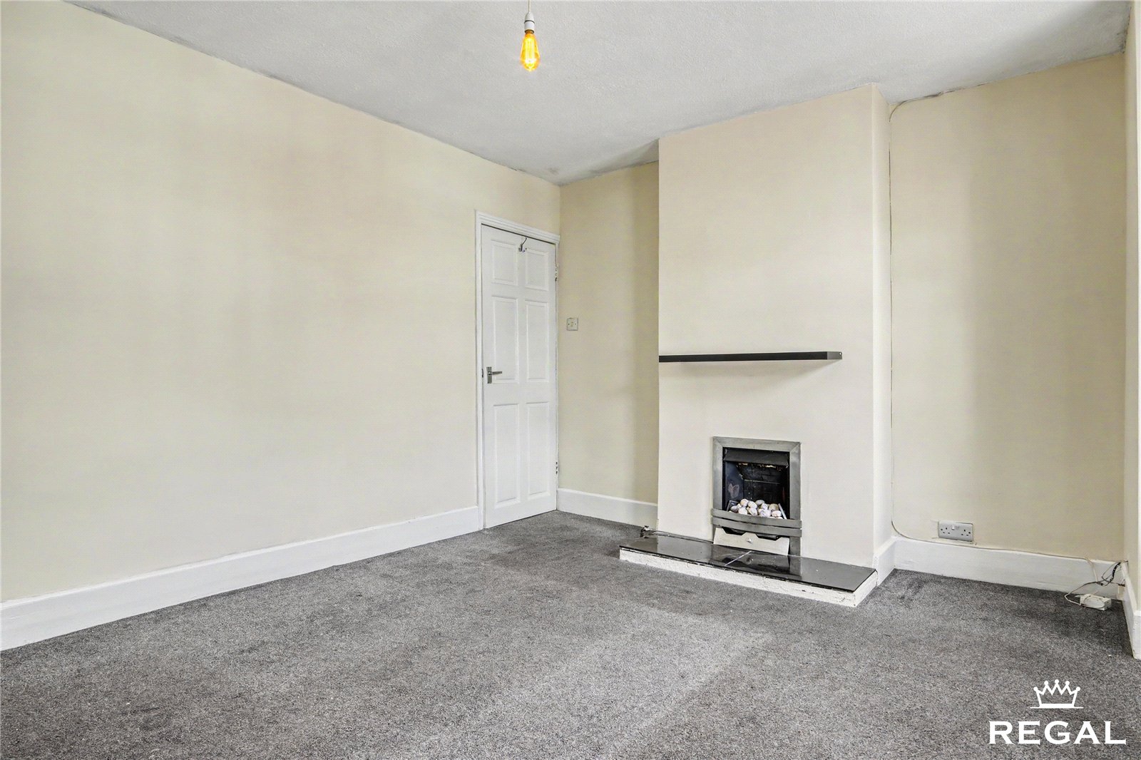 Picture No. 09 Malmesbury Park Road, Charminster, Bournemouth, BH8 8PX