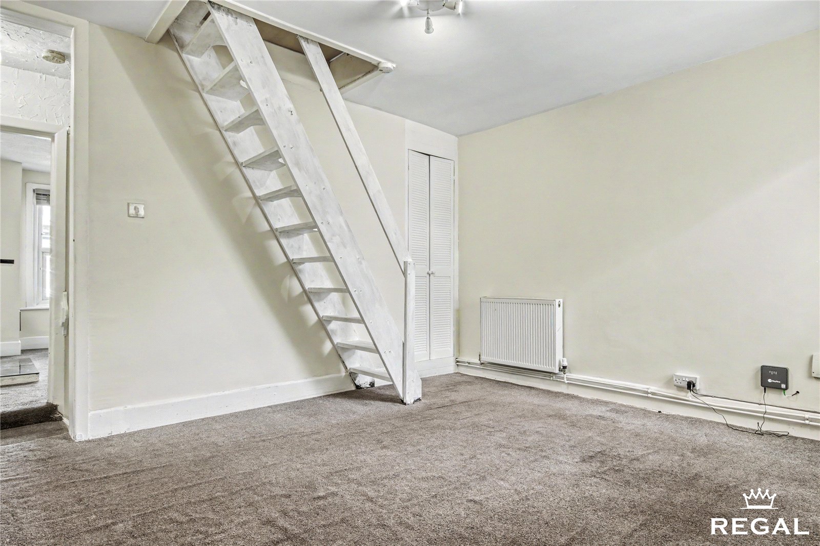 Picture No. 11 Malmesbury Park Road, Charminster, Bournemouth, BH8 8PX