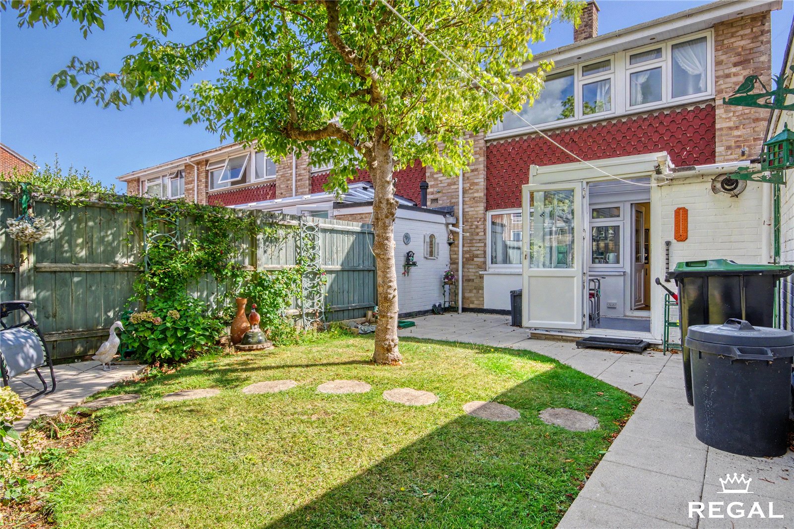 Camellia Gardens, New Milton, BH25 6BL