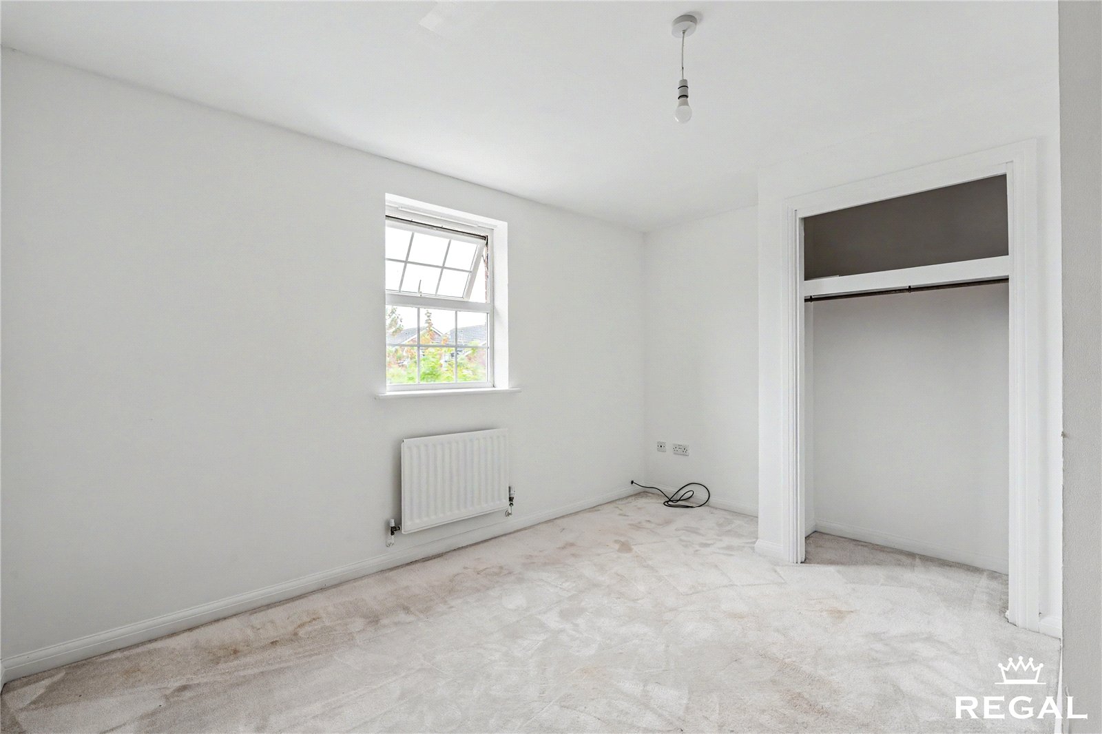 Picture No. 05 Avro Close, Regents Park, Southampton, SO15 4AE