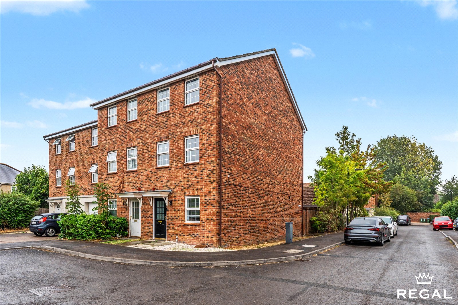 RLE260208_22.jpg Avro Close, Regents Park, Southampton, SO15 4AE