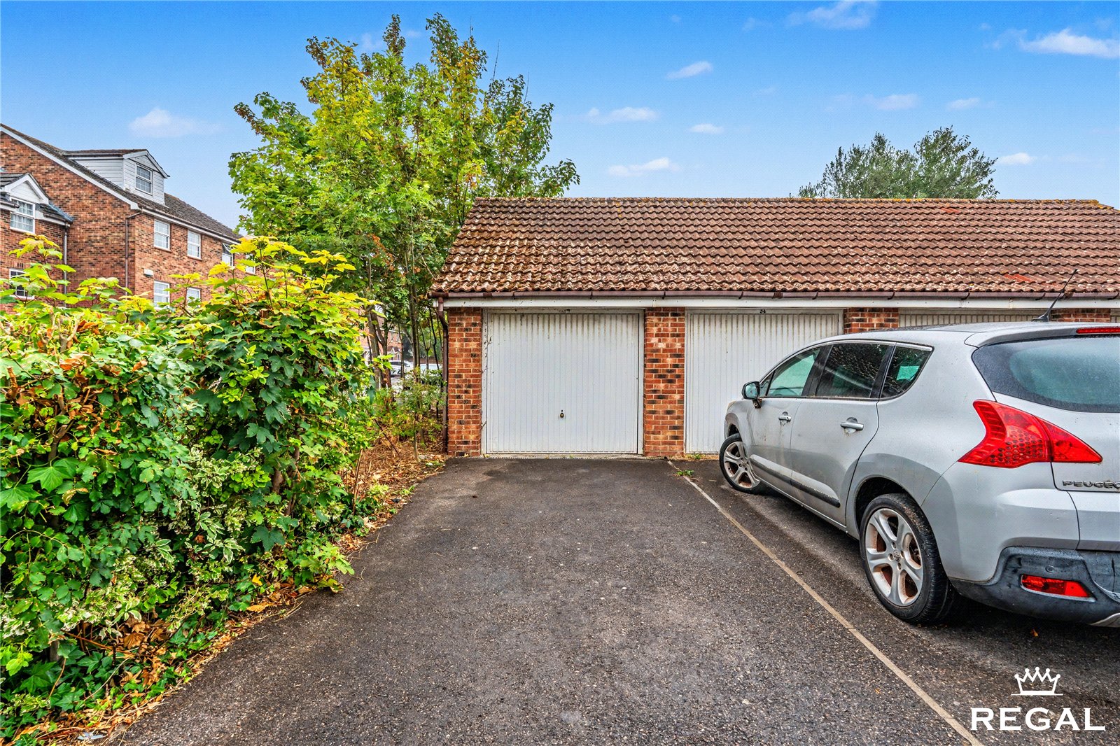 Picture No. 23 Avro Close, Regents Park, Southampton, SO15 4AE