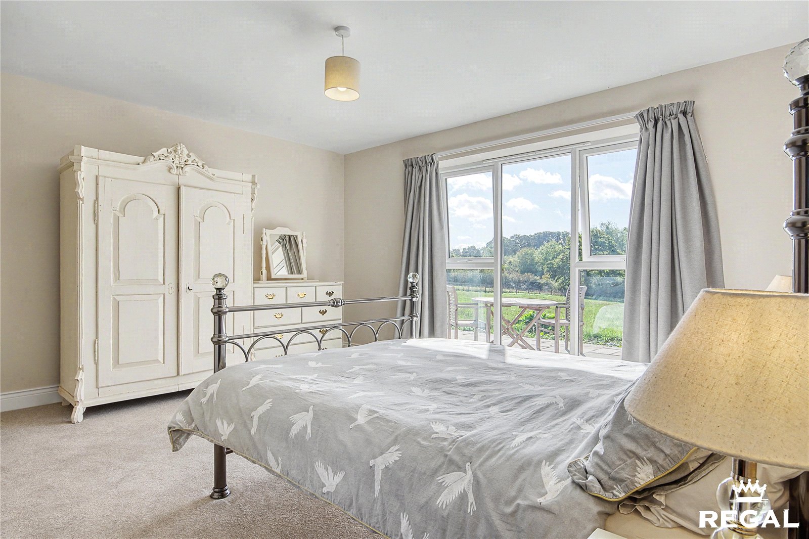 Picture No. 10 Barrow View Farm Cottage, Broad Oak, Sturminster Newton, DT10 2HG