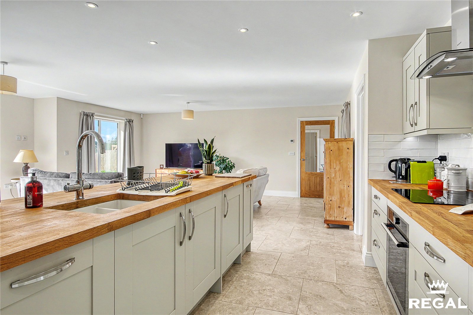 Picture No. 27 Barrow View Farm Cottage, Broad Oak, Sturminster Newton, DT10 2HG