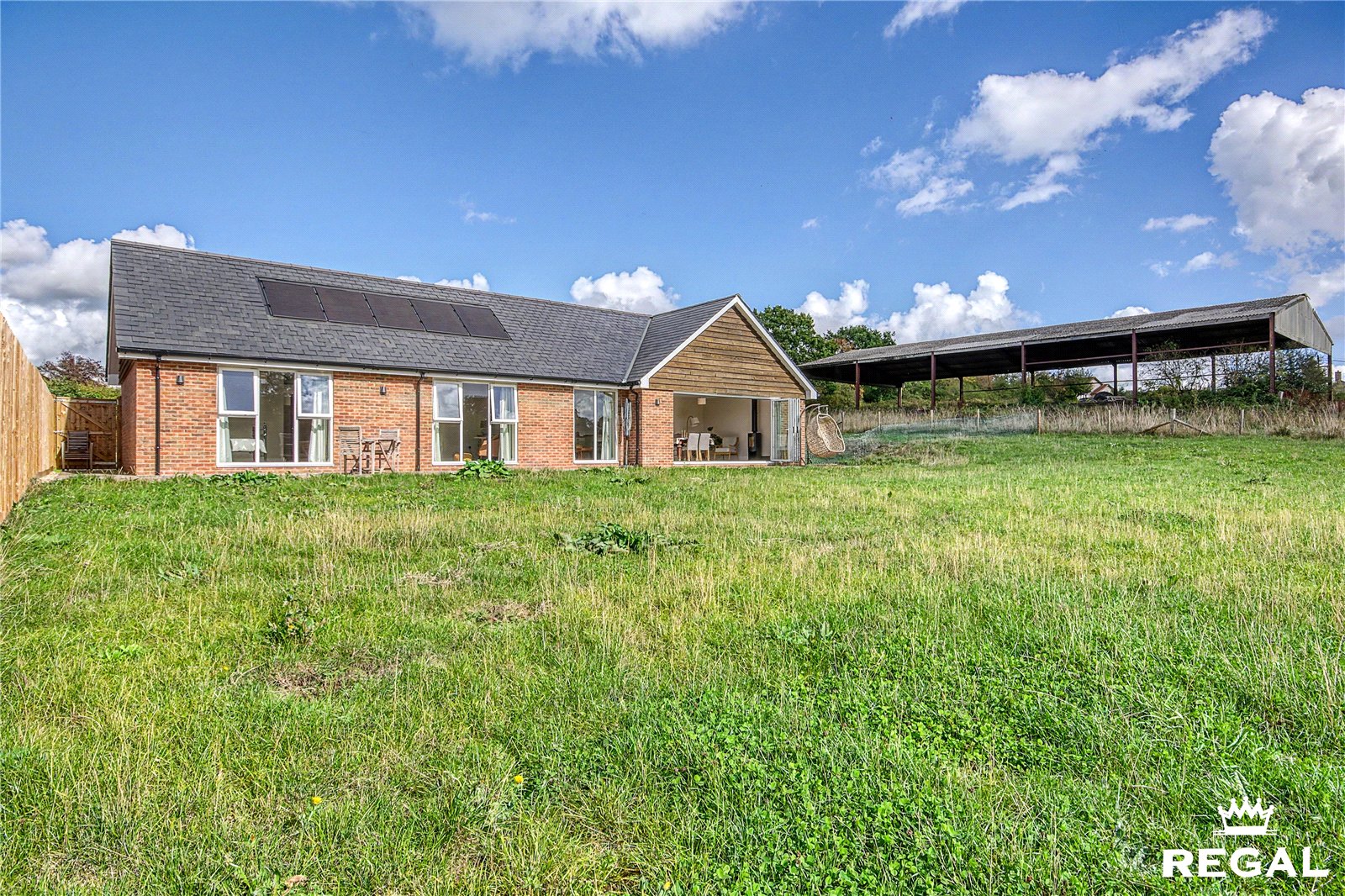 Picture No. 40 Barrow View Farm Cottage, Broad Oak, Sturminster Newton, DT10 2HG