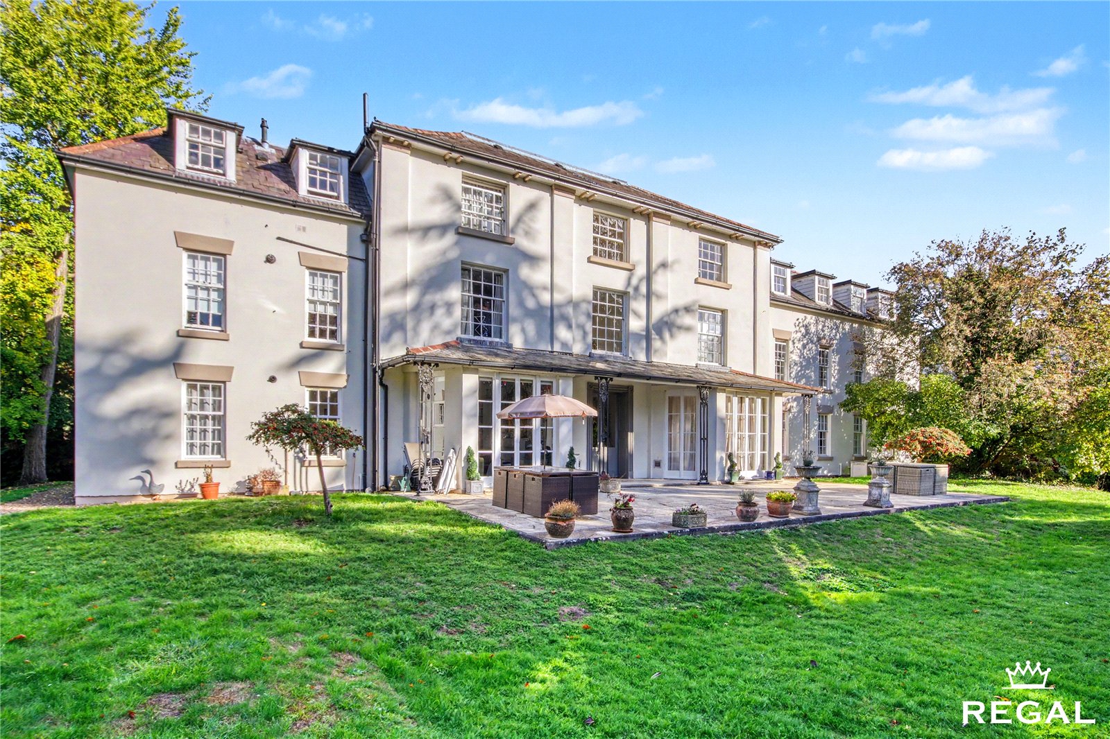 Bishopstoke Manor, Church Road, Bishopstoke, SO50 6QD