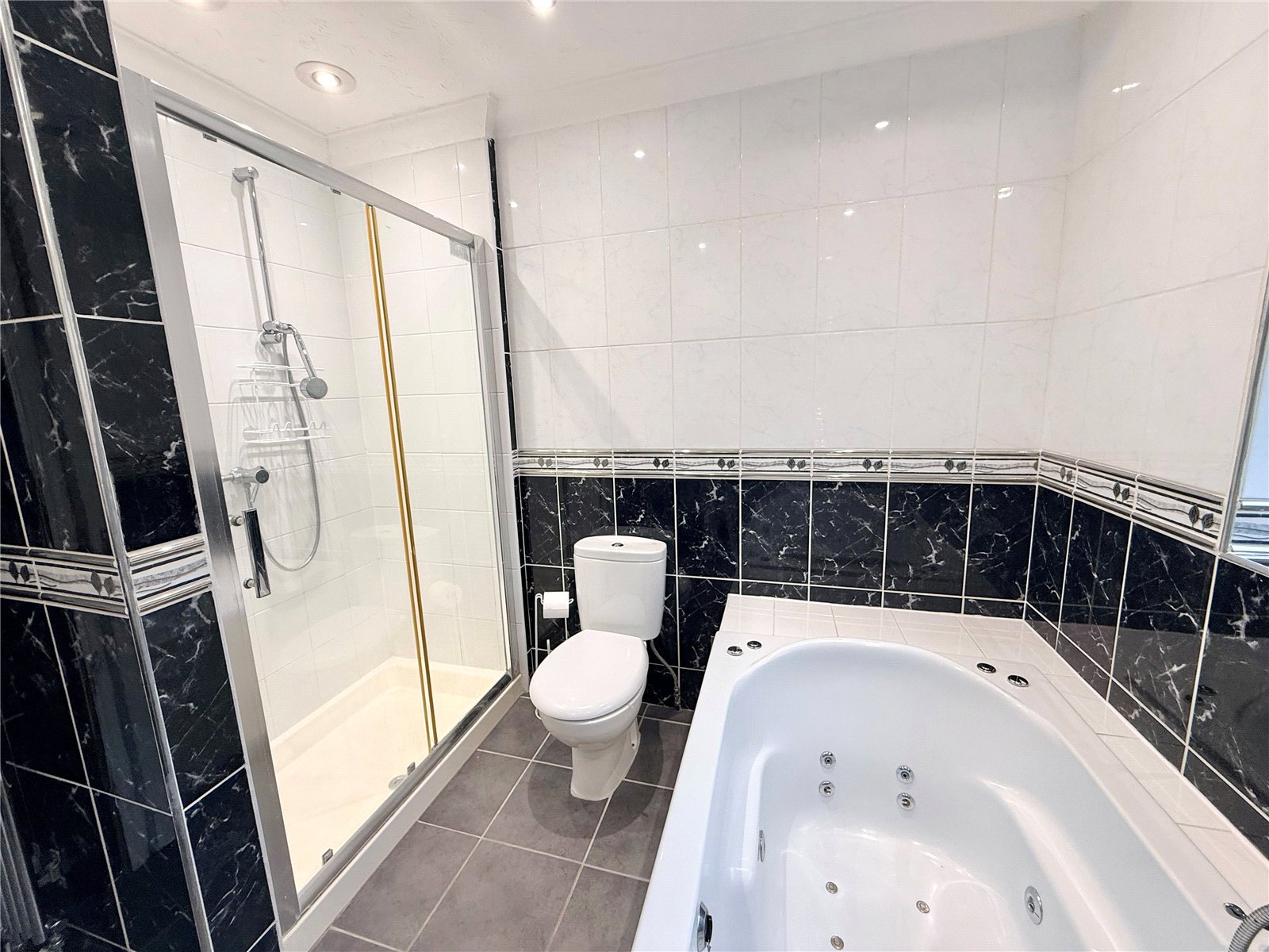 Blencowe Drive, Chandlers Ford, Southampton, SO53 4LZ